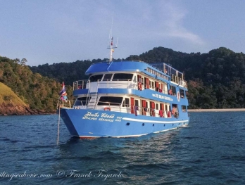 mv smiling seahorse sailing similan burma myanmar