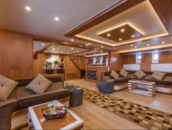 Golden Dolphin III 3 Red Sea diving liveaboard lounge saloon