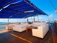 Outdoor-lounge-sea-safari-7