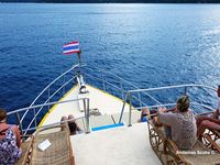 Liveaboard scuba diving surin islands