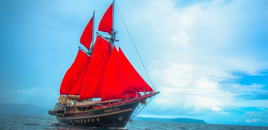Calico Jack Liveaboard Indonesia