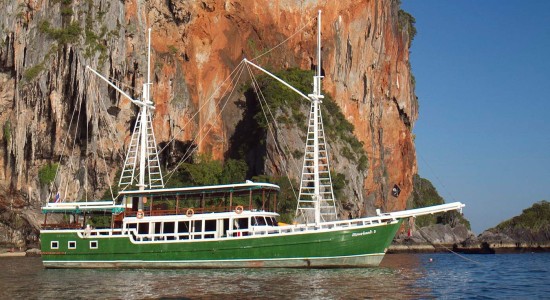 Merdeka 3 liveaboard