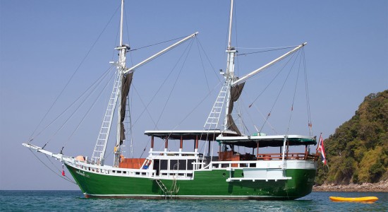Merdeka 1 liveaboard Thailand