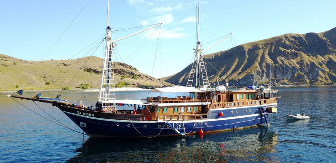 Aurora Liveaboard