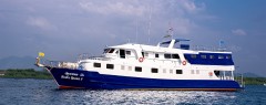MV Manta Queen 7