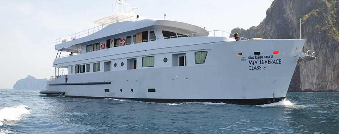DiveRace Class E dive boat