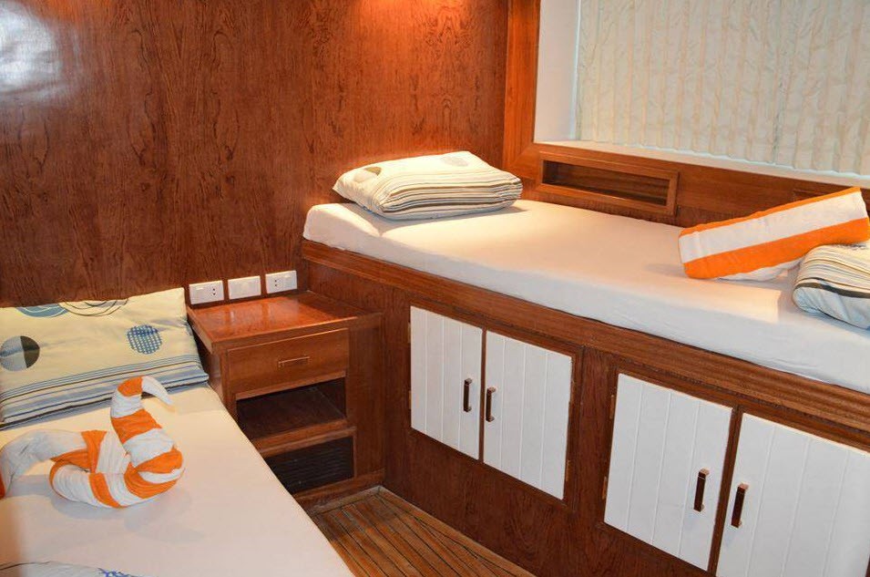 Standard Twin Cabin
