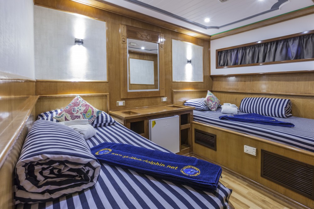 Twin Cabin