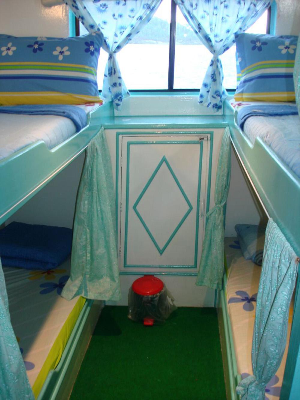 4 bunk cabin