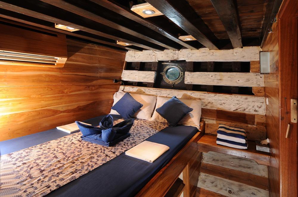 Double Cabin