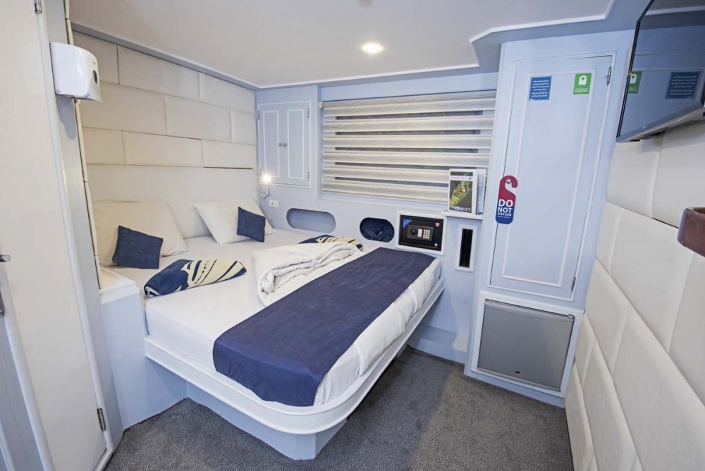 Double Cabin