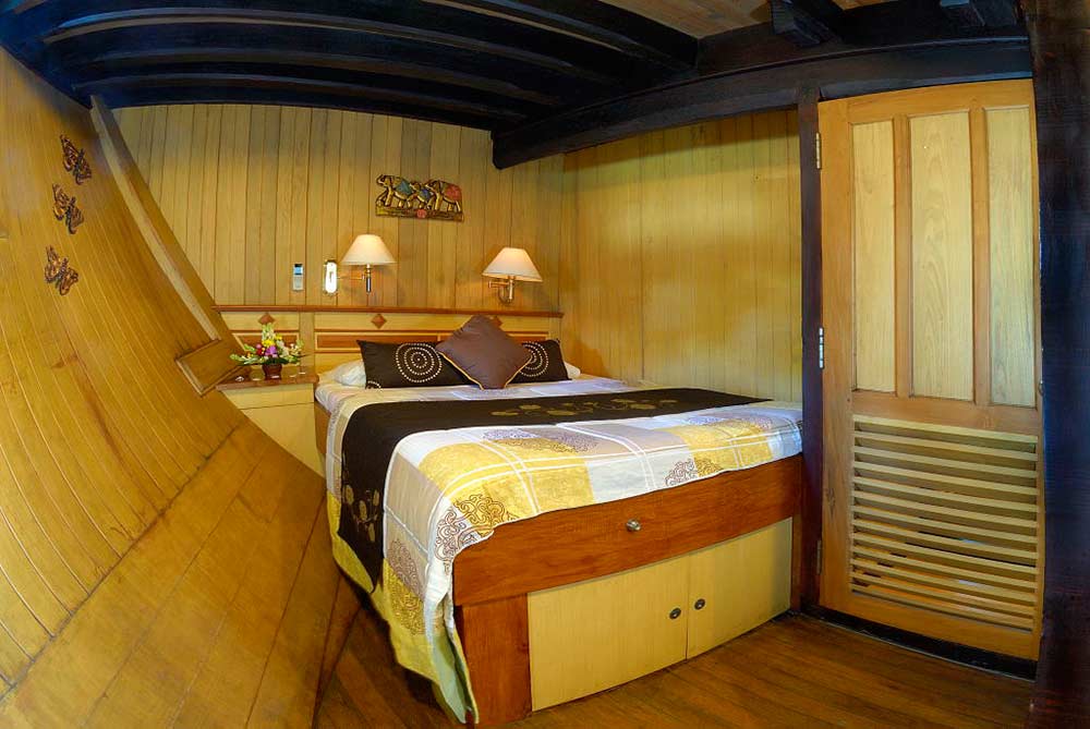 Double Cabin
