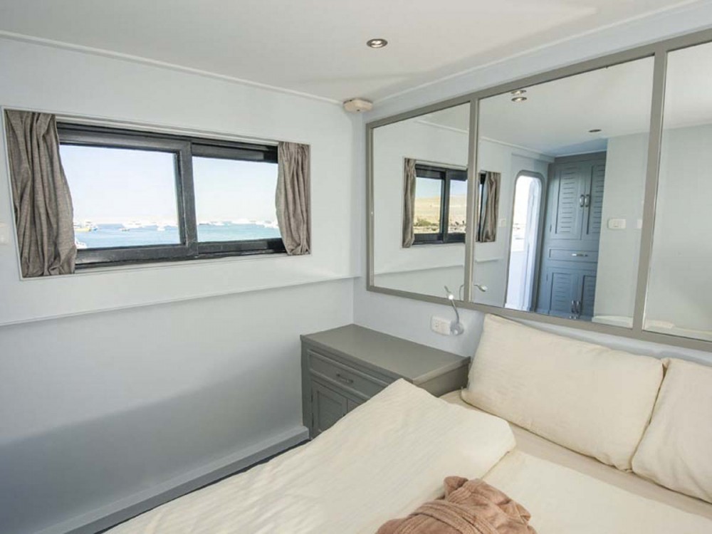 Upper Deck Double